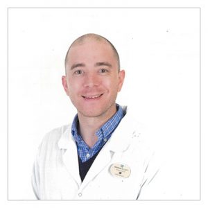 Dr (CM) Andrew Elliott